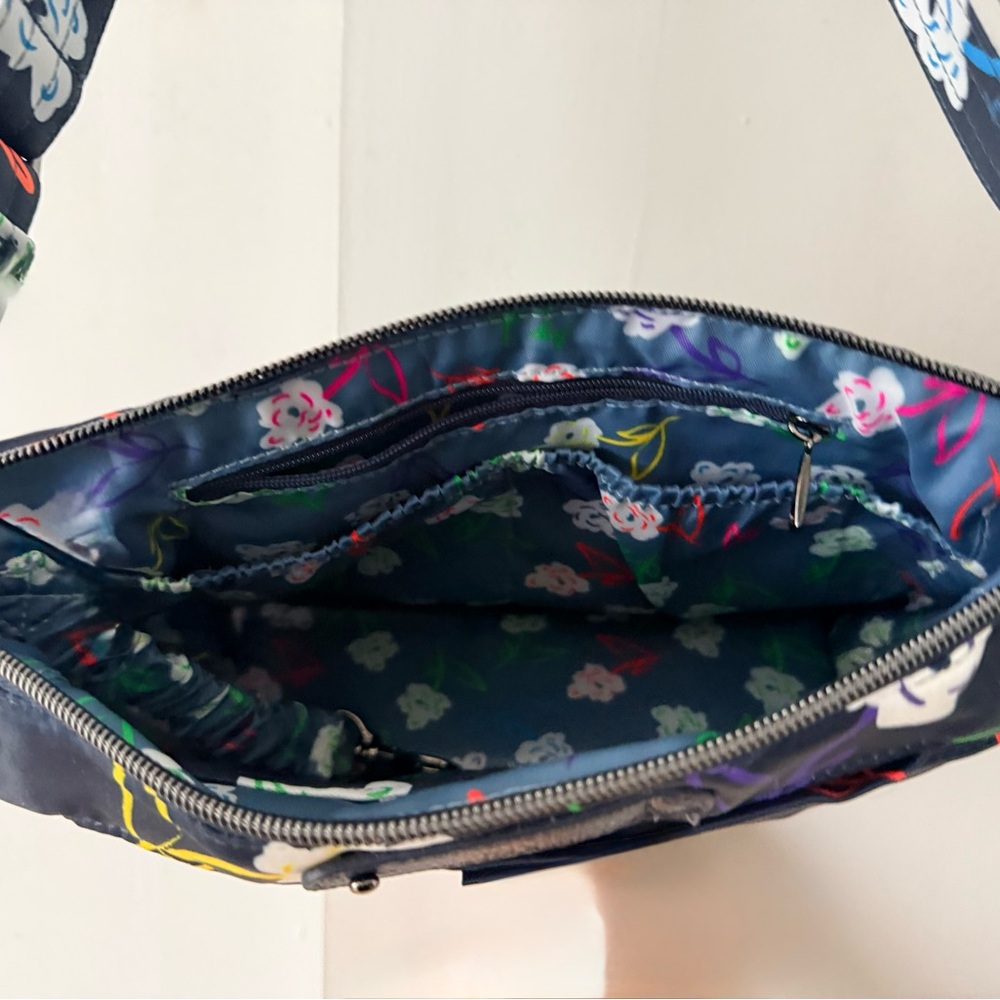 Lug Flare 2 cross body Floral Quilted Shoulder Bag - Picture 3 of 4